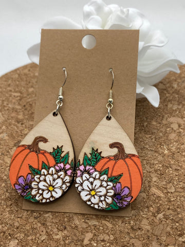 232 Pumpkin w/Flowers in Teardrop Earrings