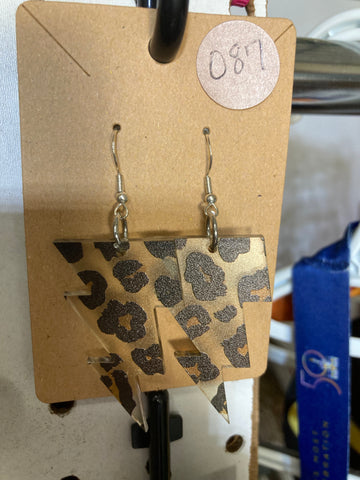 087 Leopard Lightening Bolt Dangle Earrings