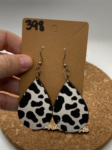 398 Cow Print Teardrop Dangle Earrings