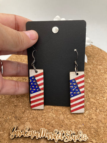 484 USA Flag Bar Dangle Earrings