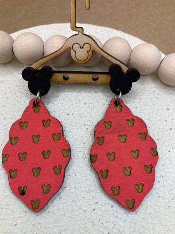 D238 - Mickey Scallops Earrings